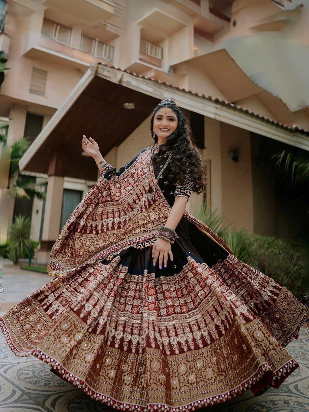 MAHALASA Embroidered Mirror Work Ready to Wear Lehenga & Unstitched Blouse With Dupatta, Black
MAHALASA Embroidered Mirror Work Ready to Wear Lehenga & Unstitched Blouse With Dupatta, Black