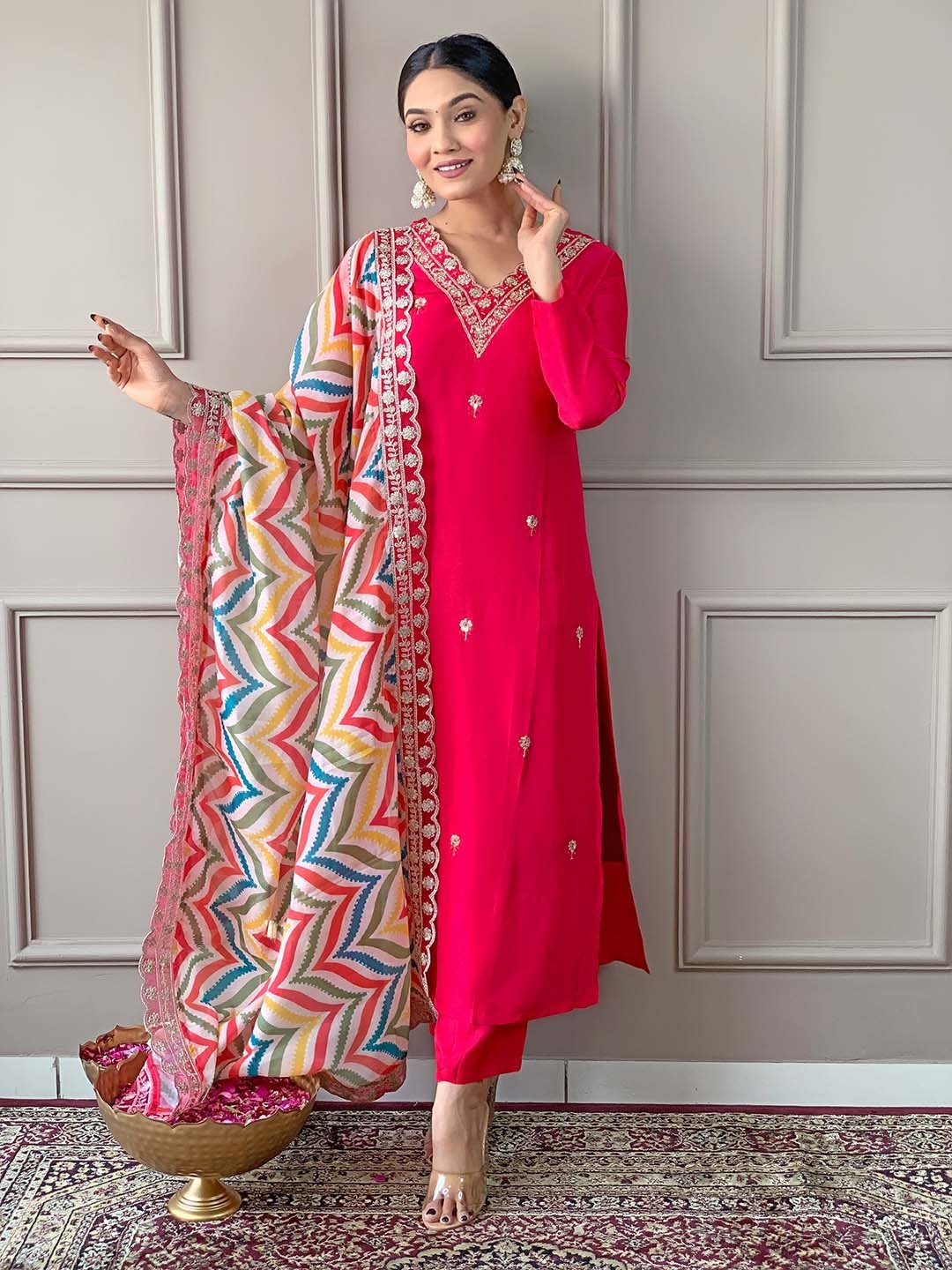 CaniBani Women Ethnic Motifs Embroidered Regular Kurta with Trousers & With Dupatta, Pink
CaniBani Women Ethnic Motifs Embroidered Regular Kurta with Trousers & With Dupatta, Pink