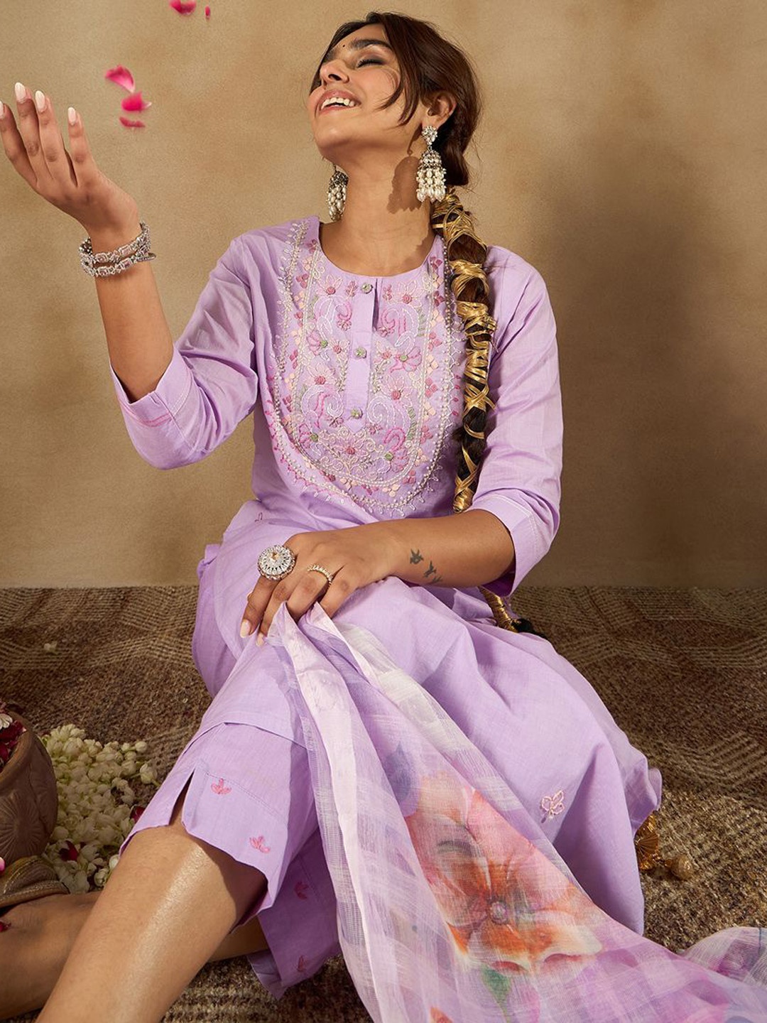 Indo Era Women Embroidered Thread Work Pure Cotton Kurta with Trousers & With Dupatta, Lavender
Indo Era Women Embroidered Thread Work Pure Cotton Kurta with Trousers & With Dupatta, Lavender