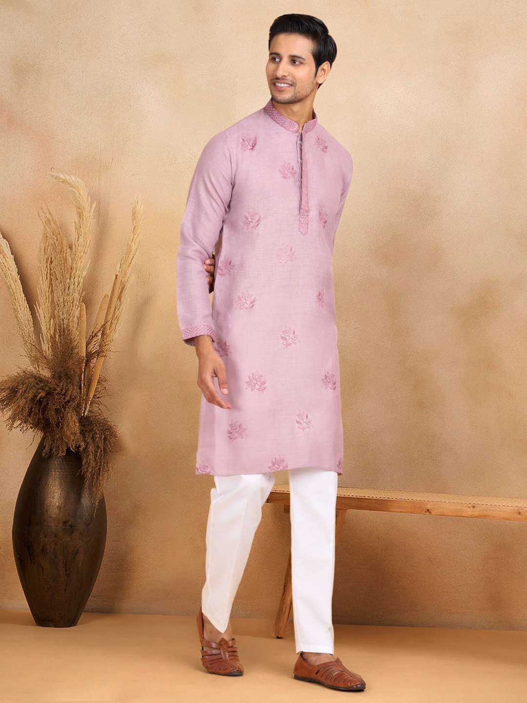KRAFT INDIA LUXE Men Pure Cotton Floral Embroidered Thread Work Kurta with Trousers, Mauve
KRAFT INDIA LUXE Men Pure Cotton Floral Embroidered Thread Work Kurta with Trousers, Mauve