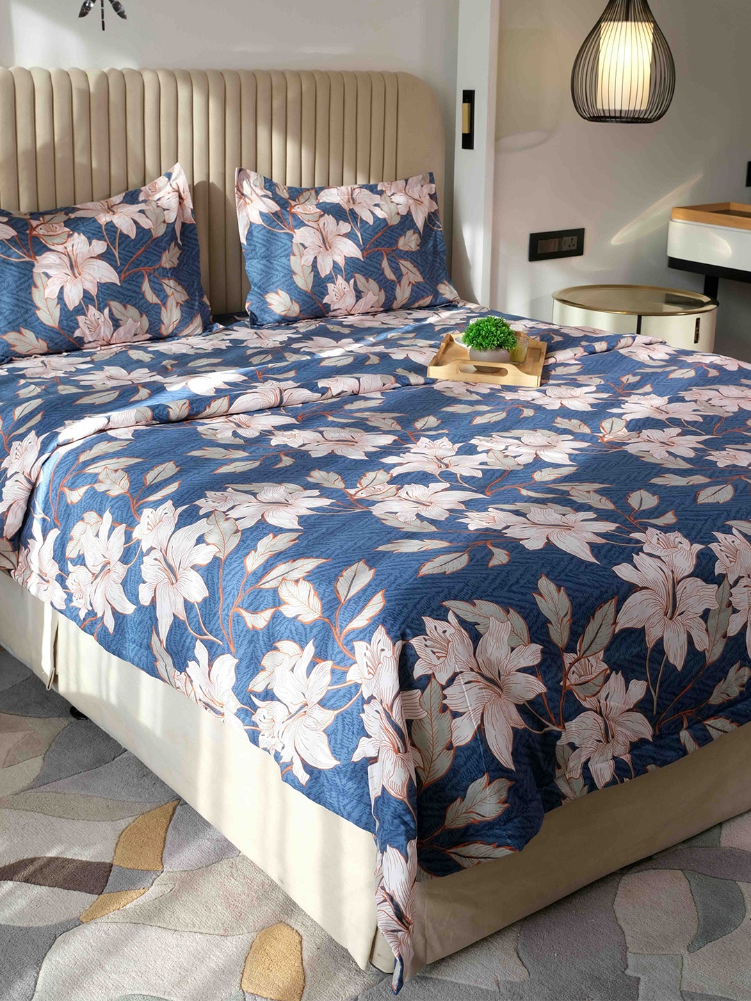Pure Decor Bedding of 4 Pieces Bedsheet Set (2.28m X 2.54m) With Comforter (2.21m X 2.46m), Blue
Pure Decor Bedding of 4 Pieces Bedsheet Set (2.28m X 2.54m) With Comforter (2.21m X 2.46m), Blue