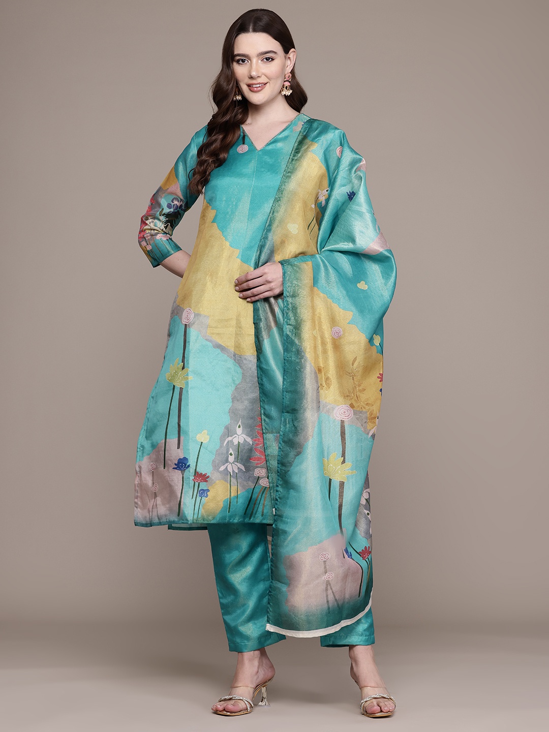 Readiprint Floral Printed Aari Work Chanderi Silk Kurta With Trousers & Dupatta, Sea green
Readiprint Floral Printed Aari Work Chanderi Silk Kurta With Trousers & Dupatta, Sea green