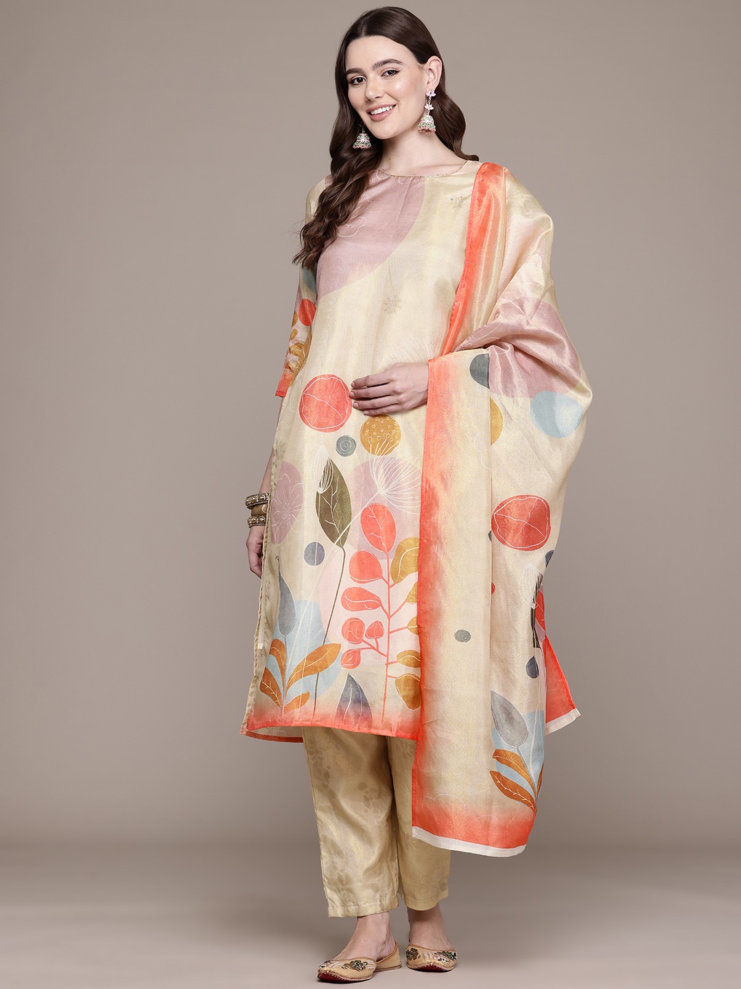 Readiprint Floral Printed Aari Work Chanderi Silk Kurta With Trousers & Dupatta, Gold
Readiprint Floral Printed Aari Work Chanderi Silk Kurta With Trousers & Dupatta, Gold