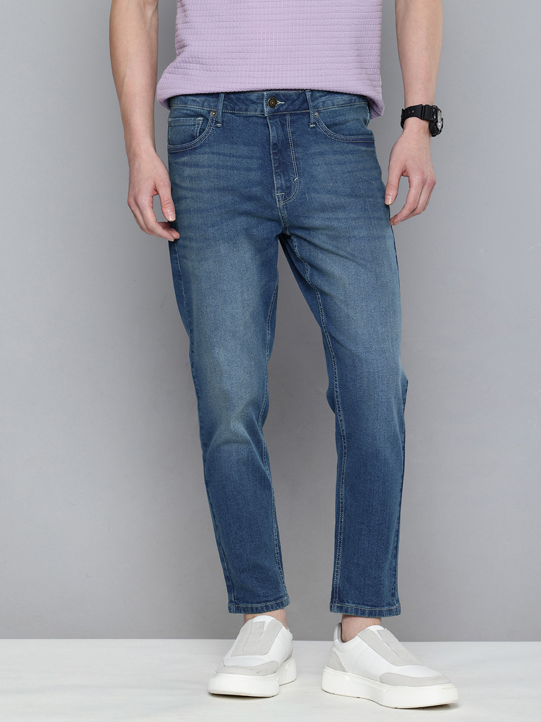 Flying Machine Men Mankle Relaxed Tapered Fit High-Rise Light Fade Stretchable Jeans, Blue
Flying Machine Men Mankle Relaxed Tapered Fit High-Rise Light Fade Stretchable Jeans, Blue
