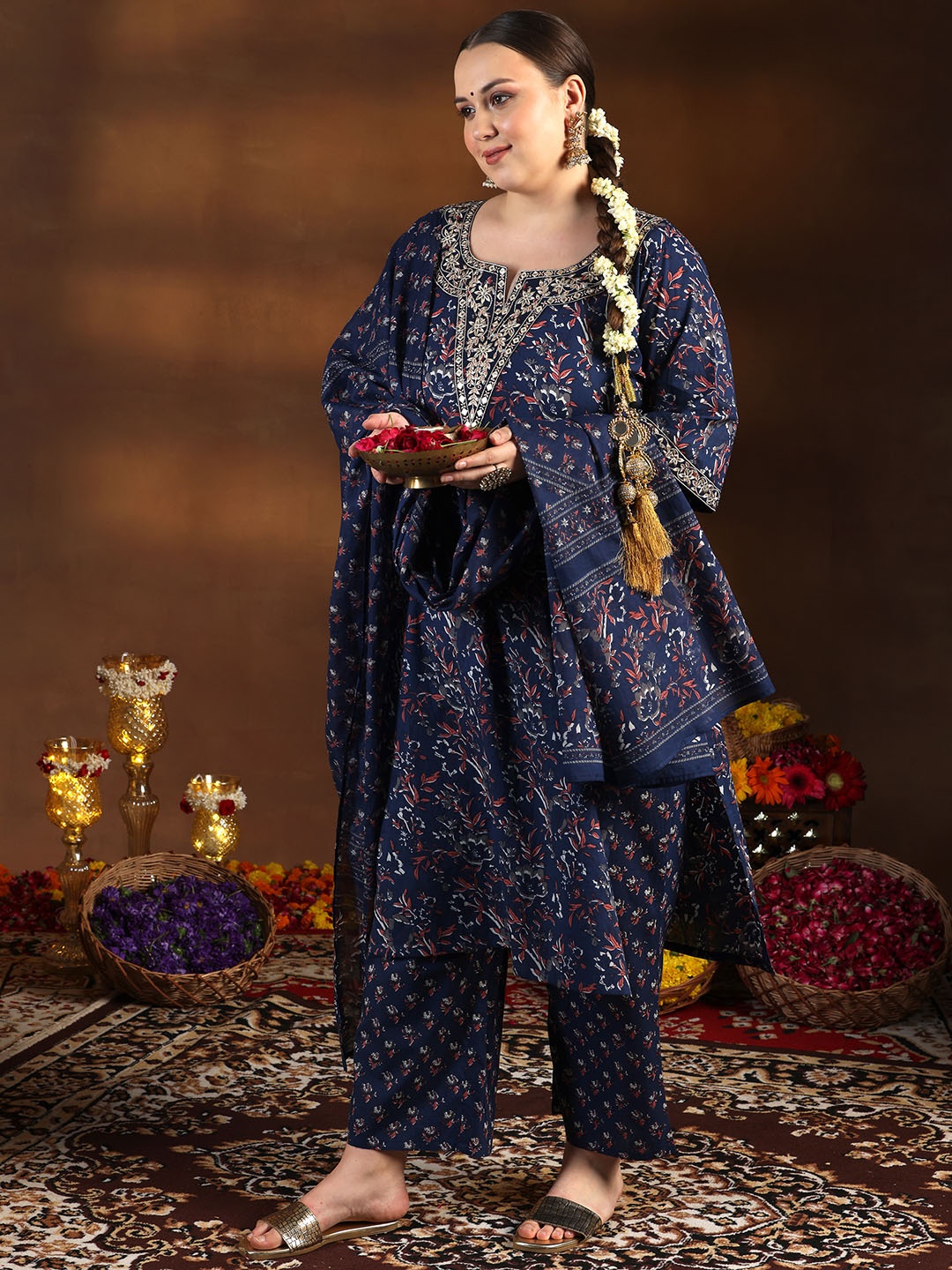 EXTRA LOVE BY LIBAS Plus Size Floral Printed Pure Cotton Kurta With Trouser & Dupatta, Blue
EXTRA LOVE BY LIBAS Plus Size Floral Printed Pure Cotton Kurta With Trouser & Dupatta, Blue