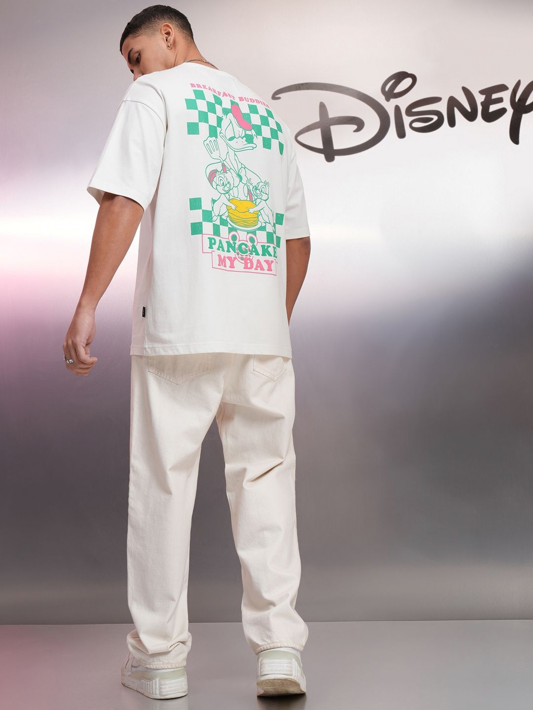 HIGHLANDER Disney Men Donald Duck Round Neck Oversized Drop Shoulder Tshirt, White 
HIGHLANDER Disney Men Donald Duck Round Neck Oversized Drop Shoulder Tshirt, White