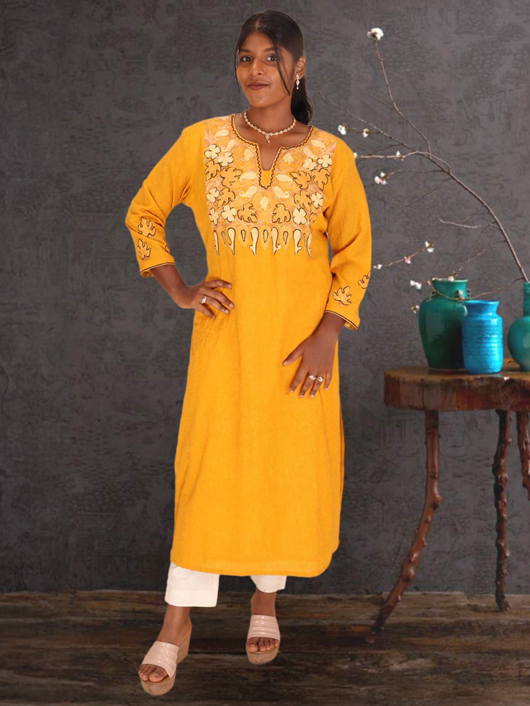 Avishya Geometric Printed Notched Neck Pure Cotton Straight Kurta, Yellow
Avishya Geometric Printed Notched Neck Pure Cotton Straight Kurta, Yellow