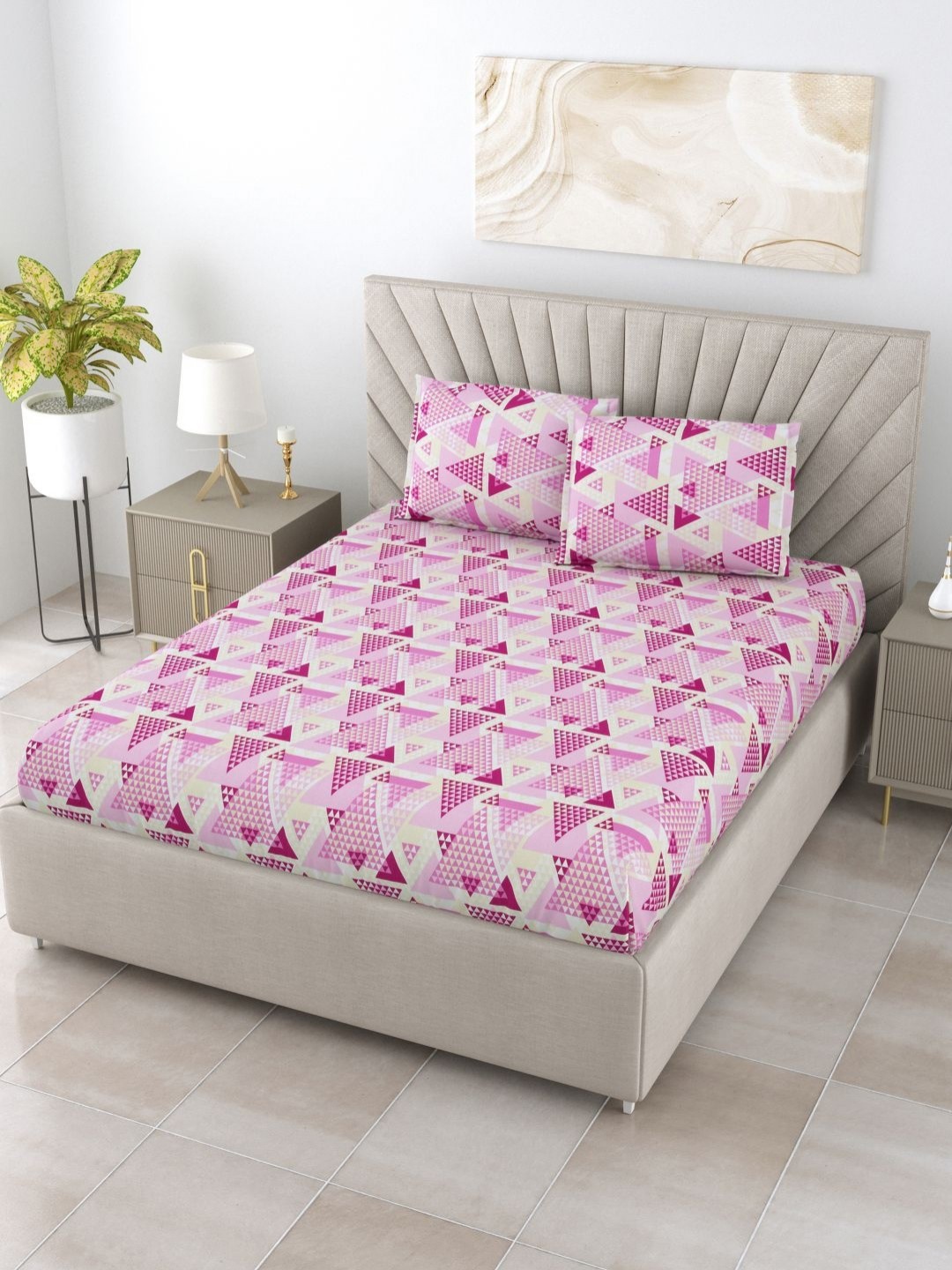 BOMBAY DYEING Pink & Blue Floral Pure Cotton 120 TC King Bedsheet Set 2.74 x 2.74 Mts
BOMBAY DYEING Pink & Blue Floral Pure Cotton 120 TC King Bedsheet Set 2.74 x 2.74 Mts
