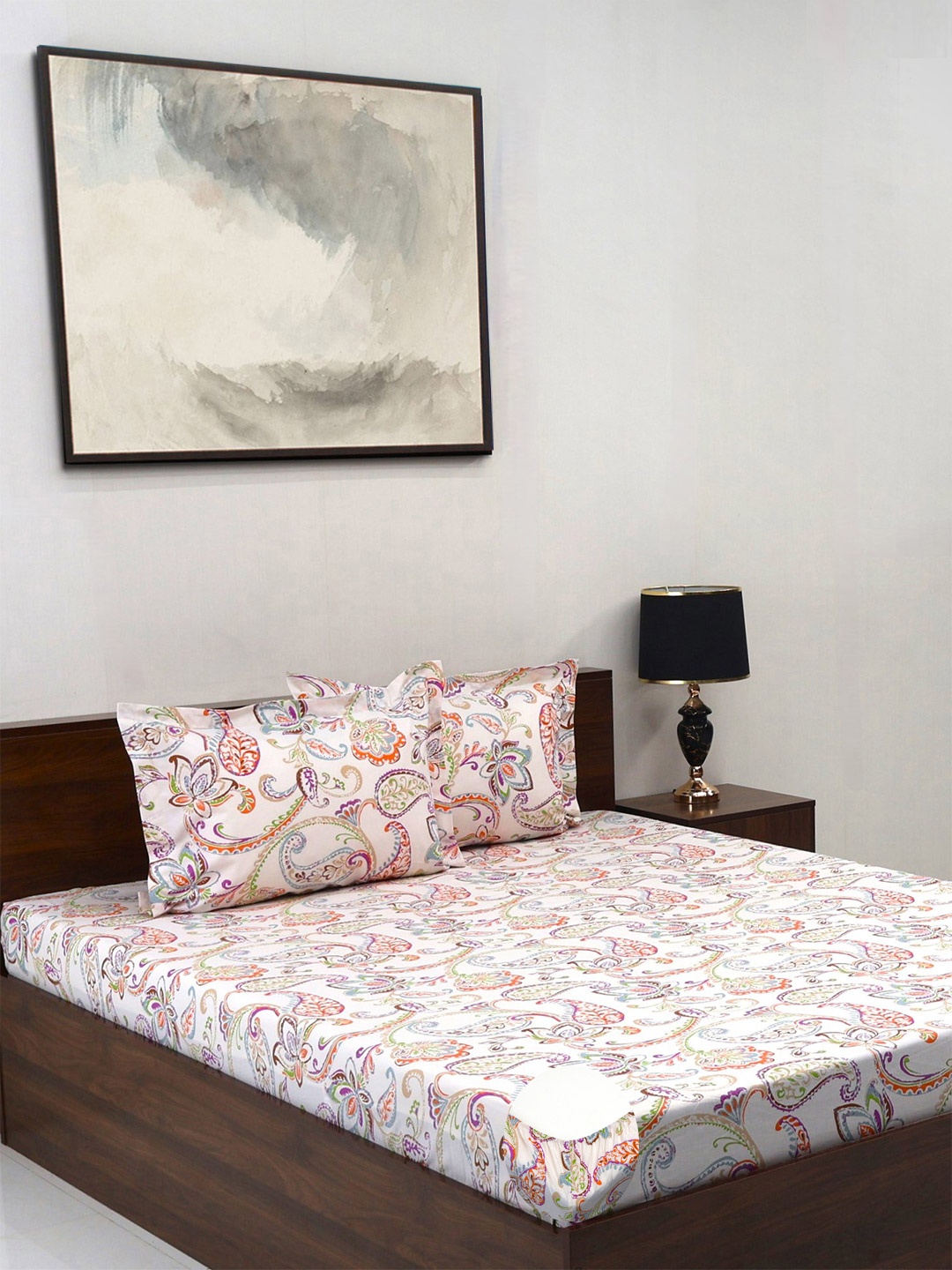 BOMBAY DYEING Brown Floral Cotton 140 TC Fitted Queen Bedsheet Set-1.52 m X 1.98 m X 30 cm
BOMBAY DYEING Brown Floral Cotton 140 TC Fitted Queen Bedsheet Set-1.52 m X 1.98 m X 30 cm