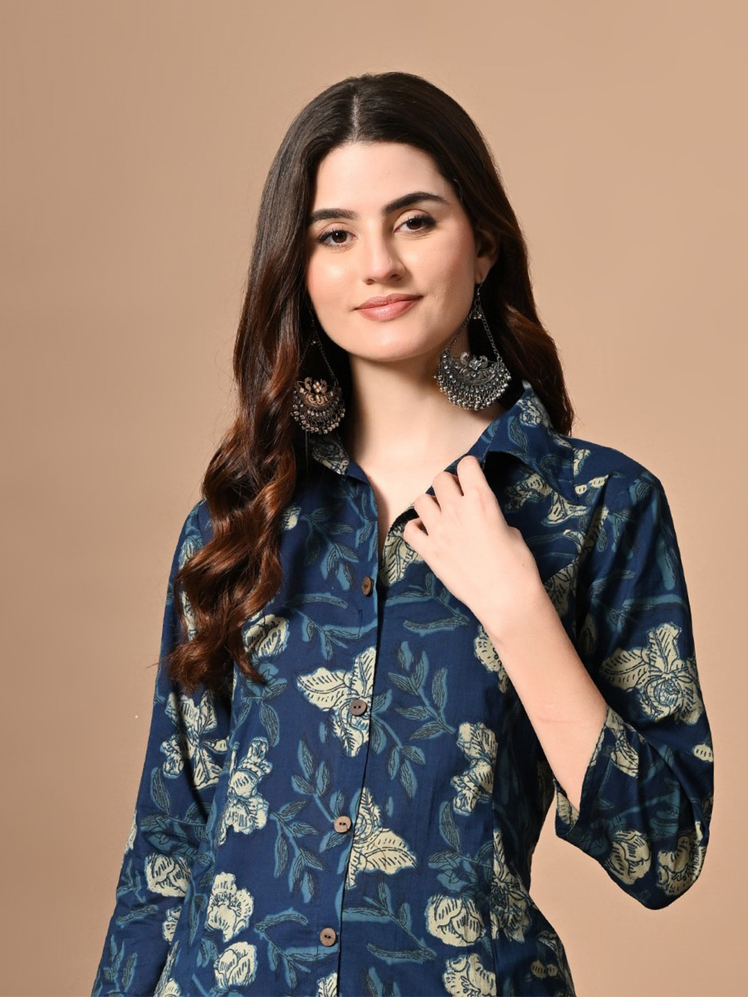 DORIYA Floral Printed Shirt Collar Three-Quarter Sleeves Top & Trouser, Blue
DORIYA Floral Printed Shirt Collar Three-Quarter Sleeves Top & Trouser, Blue