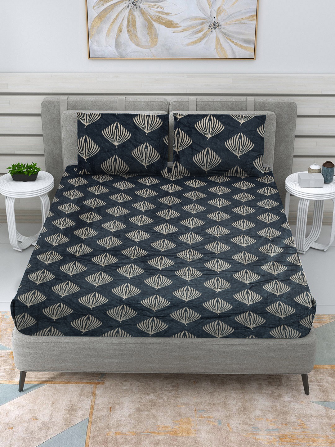 RRC Coffee Brown Floral Fitted 350 TC Wool King Bedsheet Set-1.82 m x 1.98 m x 12.7 cm, Black
RRC Coffee Brown Floral Fitted 350 TC Wool King Bedsheet Set-1.82 m x 1.98 m x 12.7 cm, Black