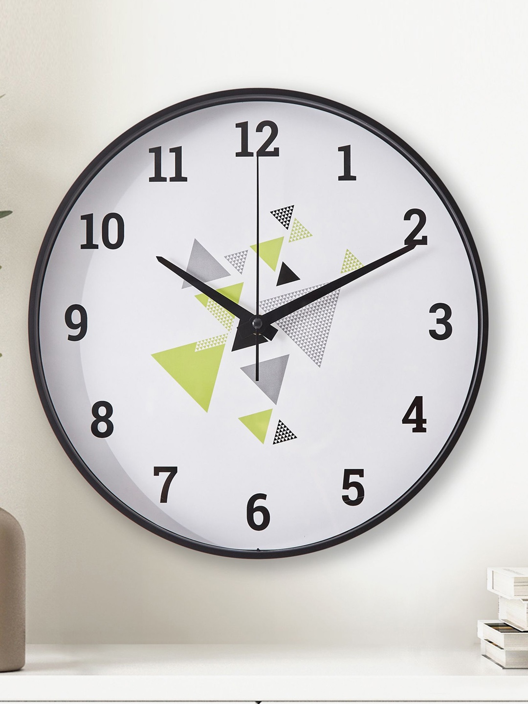 Home Centre Casablanca White & Black Printed Glass Contemporary Round Shaped Wall Clock
Home Centre Casablanca White & Black Printed Glass Contemporary Round Shaped Wall Clock