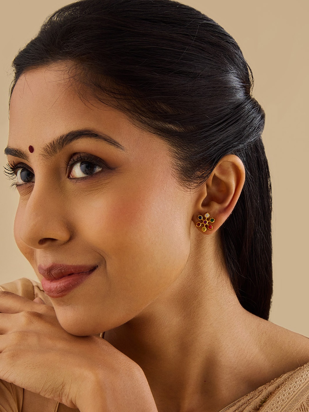 Kushal's Fashion Jewellery 92.5 Pure Silver Gold-Plated Floral Stone Studded Earrings
Kushal's Fashion Jewellery 92.5 Pure Silver Gold-Plated Floral Stone Studded Earrings