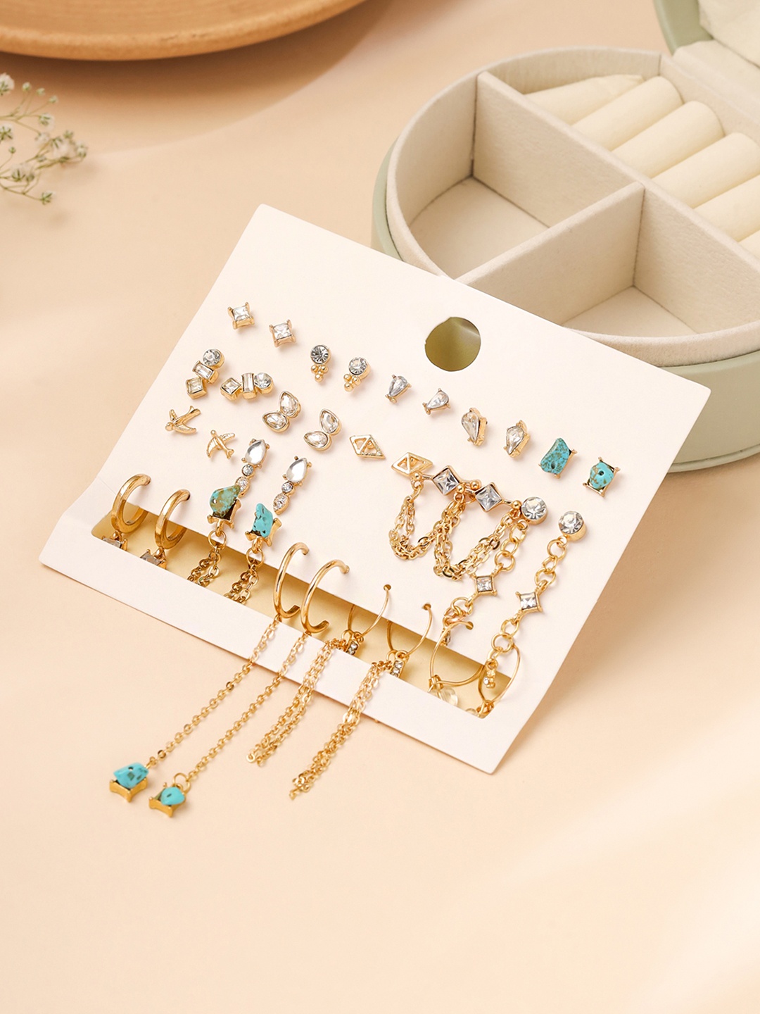 Yellow Chimes Pack Of 34 Gold Plated Artificial Stones and Beads Studs Earrings, White
Yellow Chimes Pack Of 34 Gold Plated Artificial Stones and Beads Studs Earrings, White