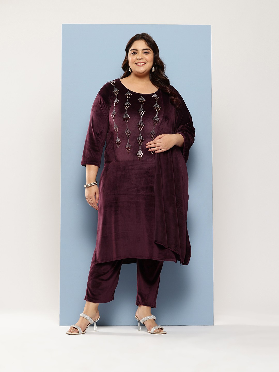 Aarika Plus Size Embellished Pure Cotton Velvet Kurta with Trousers & With Dupatta, Burgundy
Aarika Plus Size Embellished Pure Cotton Velvet Kurta with Trousers & With Dupatta, Burgundy