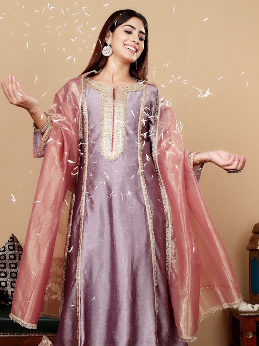 Varanga Lavender Embroidered Yoke Design Notch Neck Anarkali Kurta with Trousers & Dupatta
Varanga Lavender Embroidered Yoke Design Notch Neck Anarkali Kurta with Trousers & Dupatta