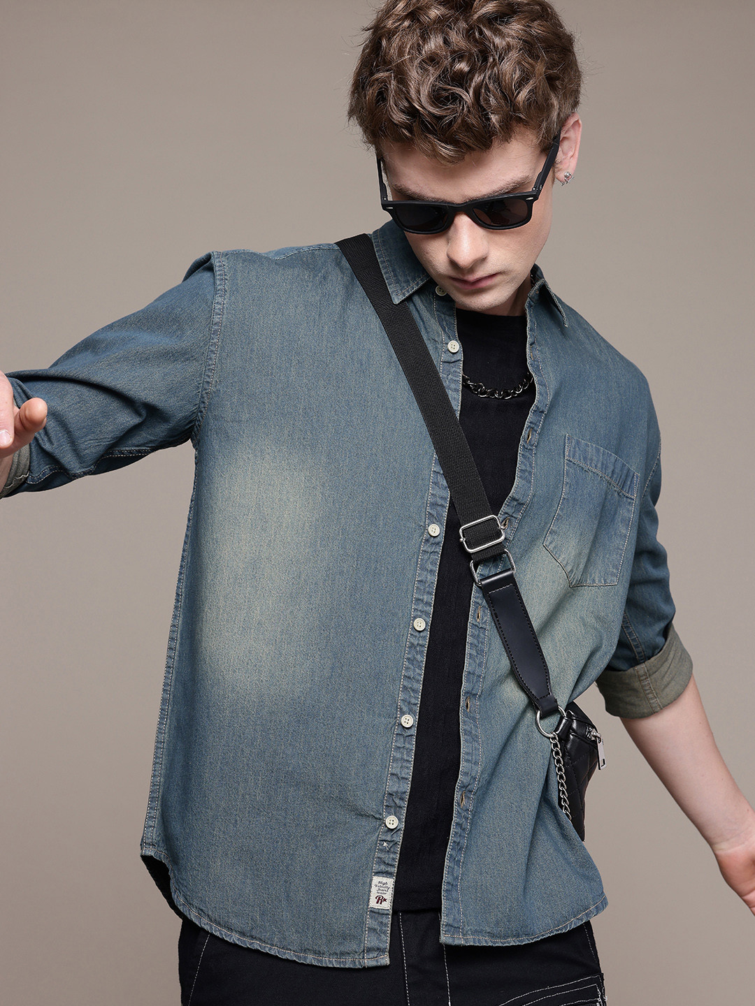The Roadster Life Co. Pure Cotton Drop-Shoulder Sleeves Relaxed Fit Chambray Casual Shirt, Blue
The Roadster Life Co. Pure Cotton Drop-Shoulder Sleeves Relaxed Fit Chambray Casual Shirt, Blue