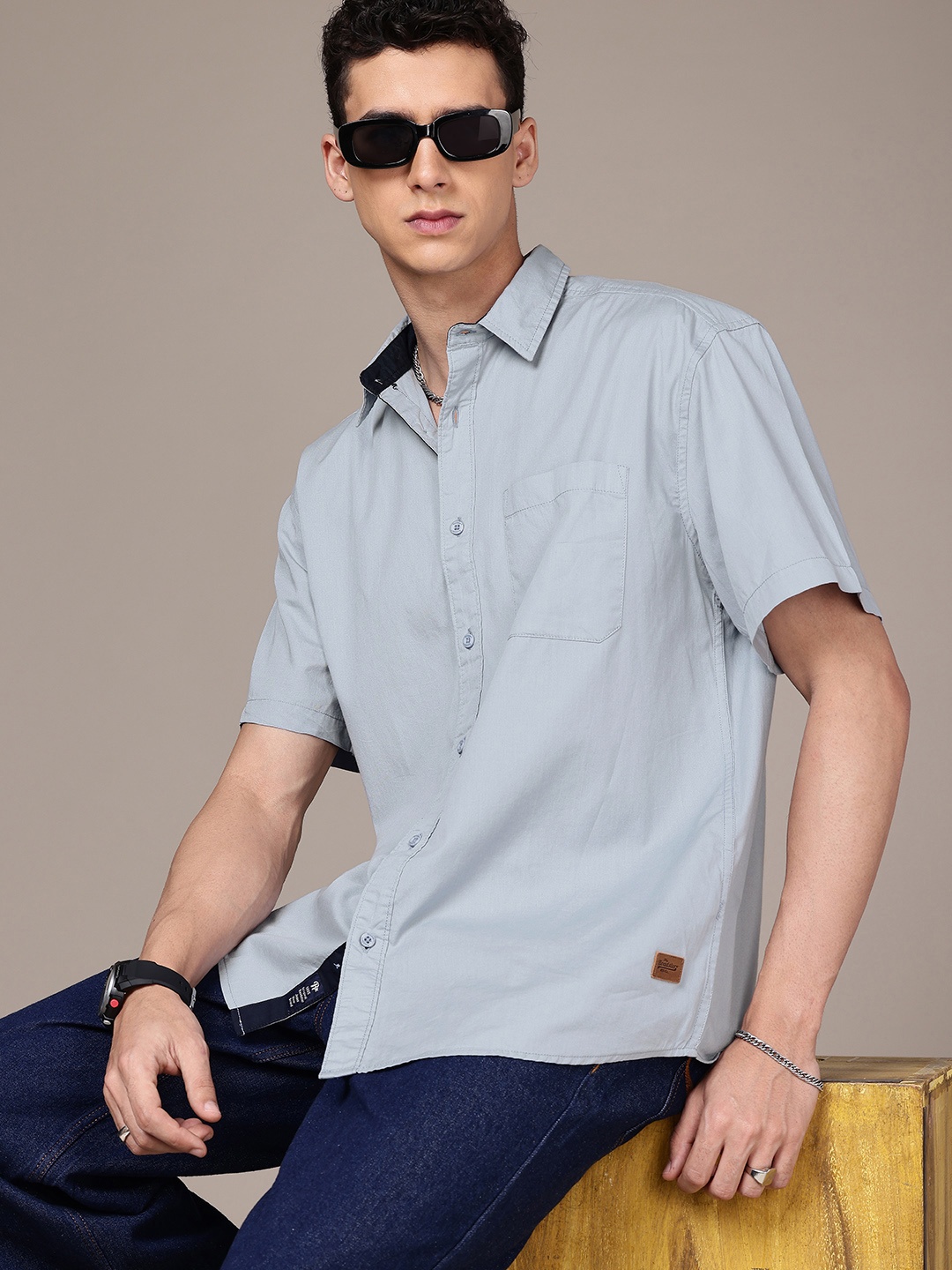 The Roadster Life Co. Relaxed Fit Drop-Shoulder Sleeves Pure Cotton Casual Shirt, Blue
The Roadster Life Co. Relaxed Fit Drop-Shoulder Sleeves Pure Cotton Casual Shirt, Blue
