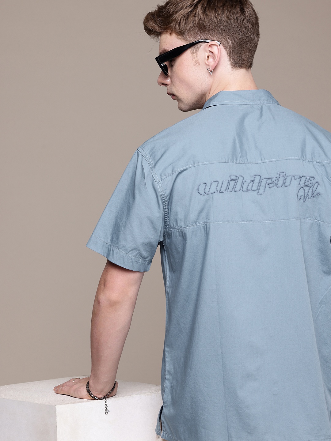 The Roadster Life Co. Pure Cotton Embroidered Detail Opaque Relaxed Fit Casual Shirt, Blue
The Roadster Life Co. Pure Cotton Embroidered Detail Opaque Relaxed Fit Casual Shirt, Blue