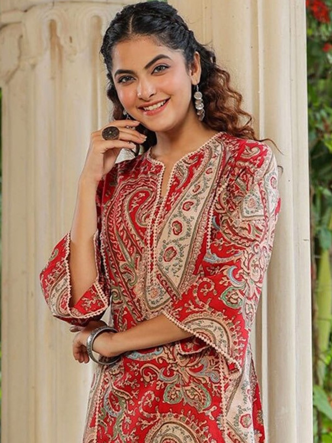 Shrivani Paisley Printed Notch Neck Flared Sleeves Gotta Patti Cotton Straight Kurta, Red
Shrivani Paisley Printed Notch Neck Flared Sleeves Gotta Patti Cotton Straight Kurta, Red