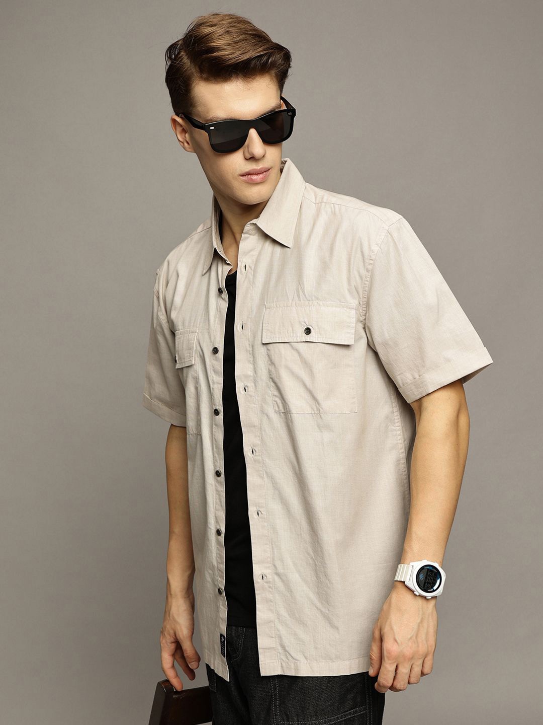 The Roadster Lifestyle Co. Men Premium Spread Collar Solid Cotton Oversized Casual Shirt, Beige
The Roadster Lifestyle Co. Men Premium Spread Collar Solid Cotton Oversized Casual Shirt, Beige