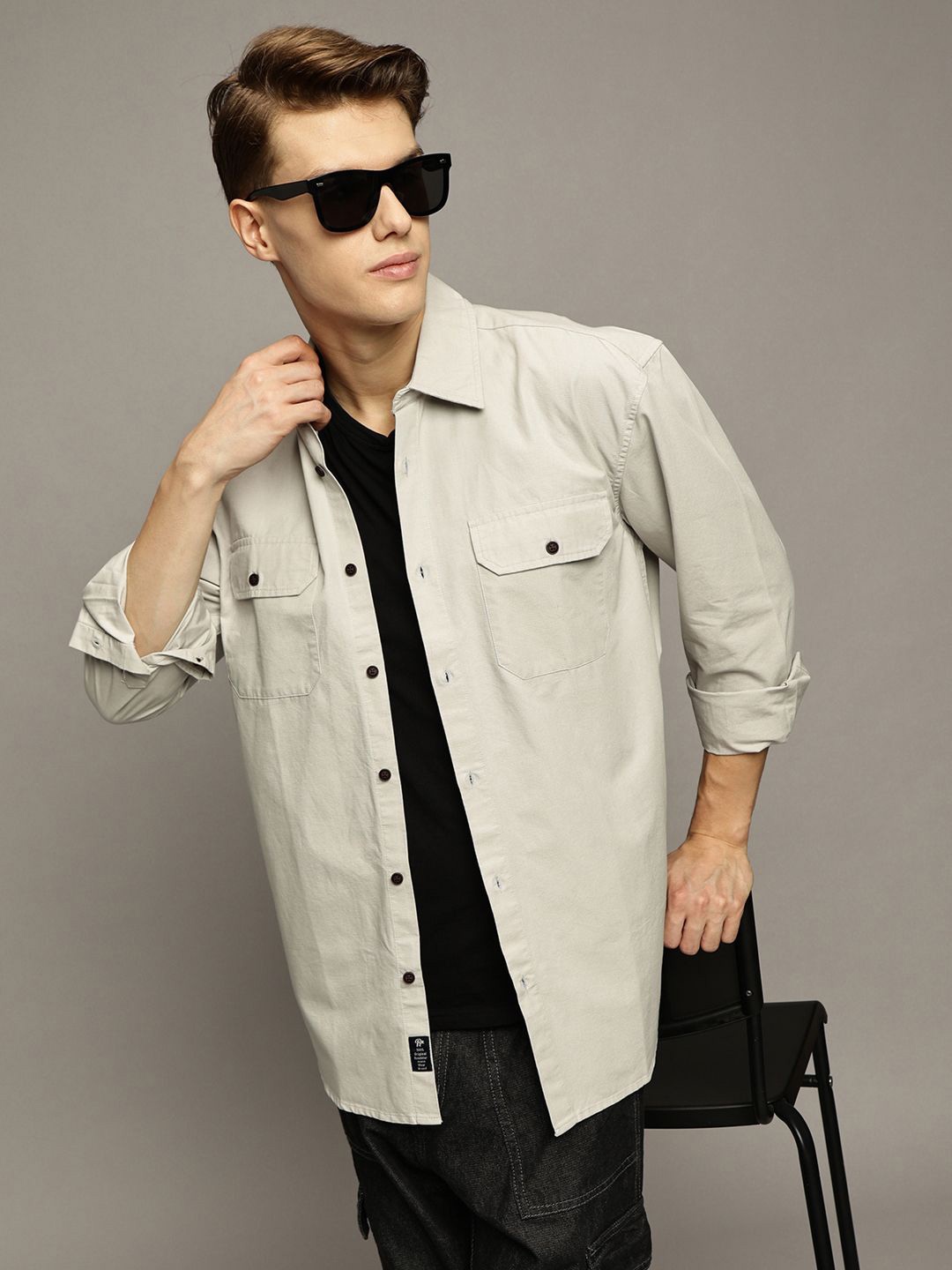 The Roadster Lifestyle Co. Men Premium Spread Collar Solid Cotton Oversized Casual Shirt, Grey
The Roadster Lifestyle Co. Men Premium Spread Collar Solid Cotton Oversized Casual Shirt, Grey