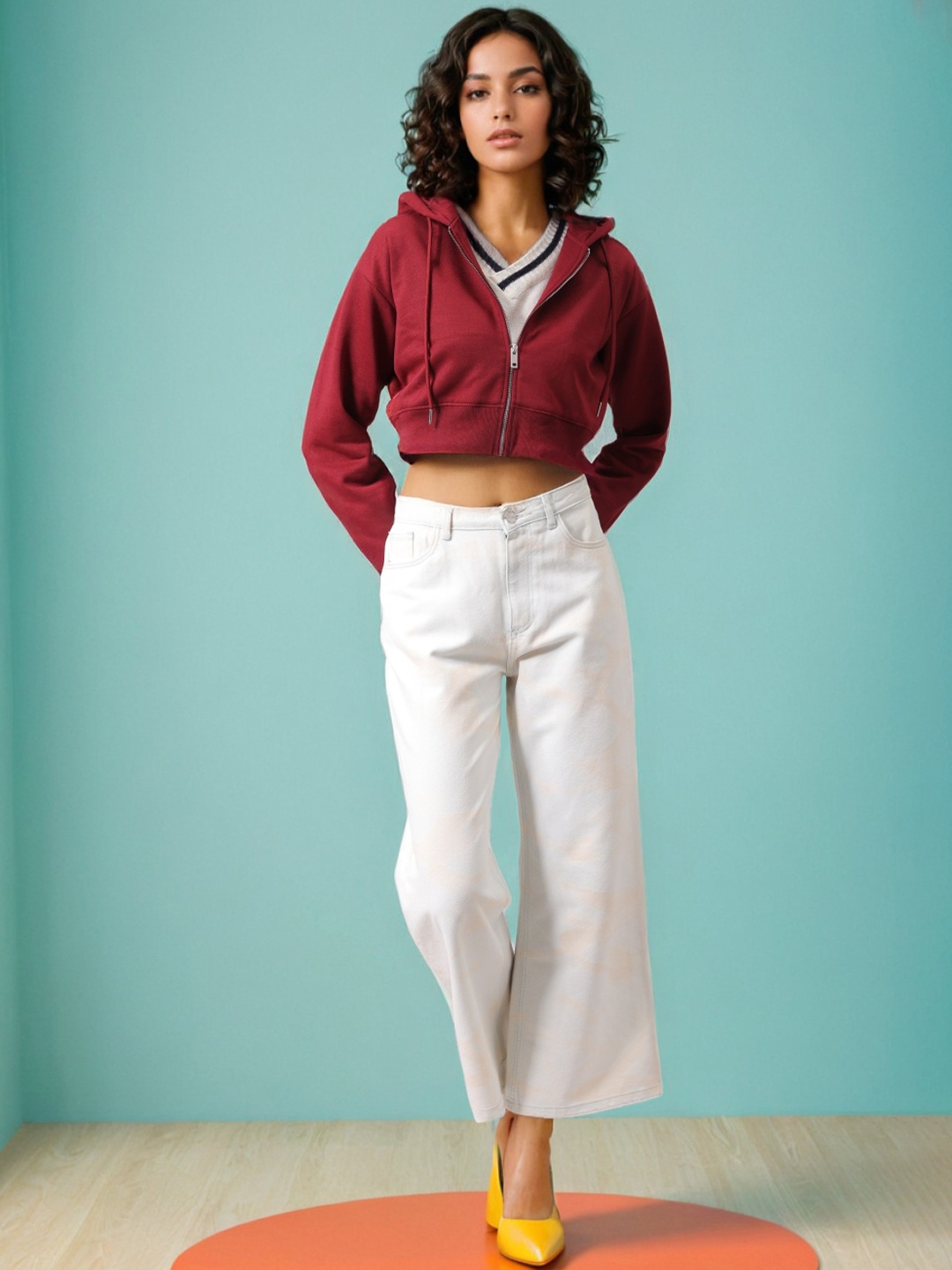 Freehand by The Indian Garage Co Women Long Sleeves Hooded Neck Front-Open Sweatshirt, Maroon
Freehand by The Indian Garage Co Women Long Sleeves Hooded Neck Front-Open Sweatshirt, Maroon