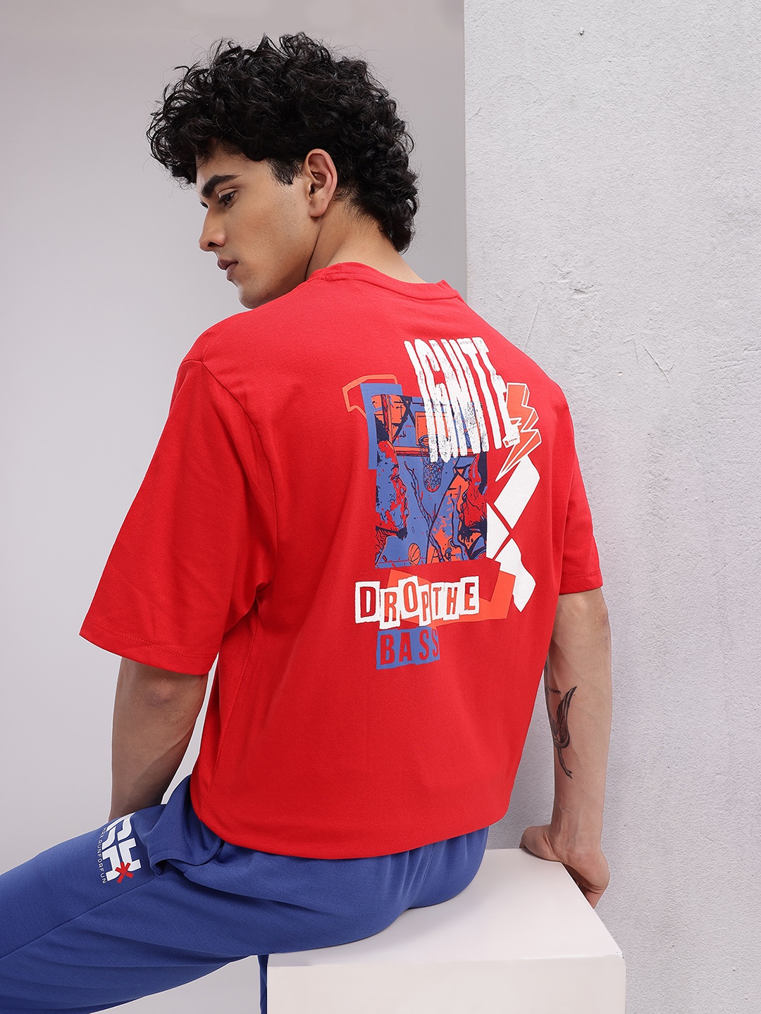 HRX by Hrithik Roshan Typography Printed Drop-Shoulder Sleeves Lifestyle T-Shirt, Red
HRX by Hrithik Roshan Typography Printed Drop-Shoulder Sleeves Lifestyle T-Shirt, Red