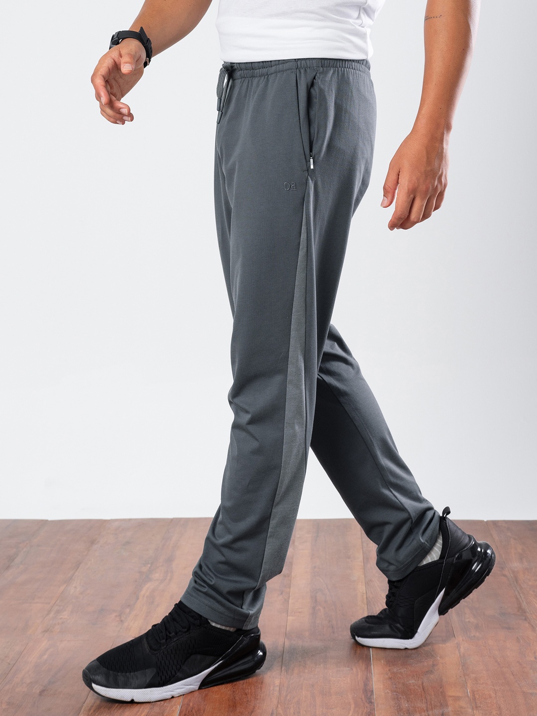 DAMENSCH Men Durable Matte FinishIdeal Winters Essential Cut N Sew Prima Jersey Track Pant, Grey
DAMENSCH Men Durable Matte FinishIdeal Winters Essential Cut N Sew Prima Jersey Track Pant, Grey