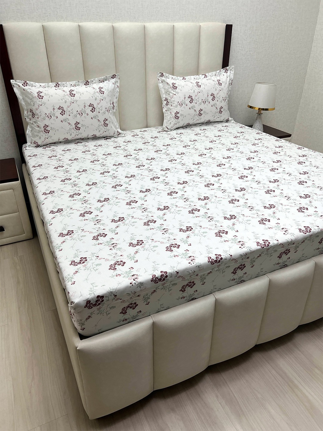 Pure Decor Cotton King Size Double Bedsheet With 2 Pillow Covers 108 in X 108 in, White
Pure Decor Cotton King Size Double Bedsheet With 2 Pillow Covers 108 in X 108 in, White