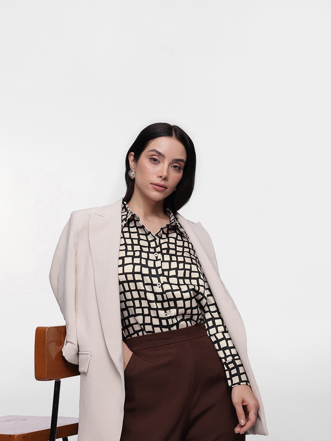 French Connection Geometric Printed Drop-Shoulder Sleeves Relaxed Fit Casual Shirt, Beige
French Connection Geometric Printed Drop-Shoulder Sleeves Relaxed Fit Casual Shirt, Beige