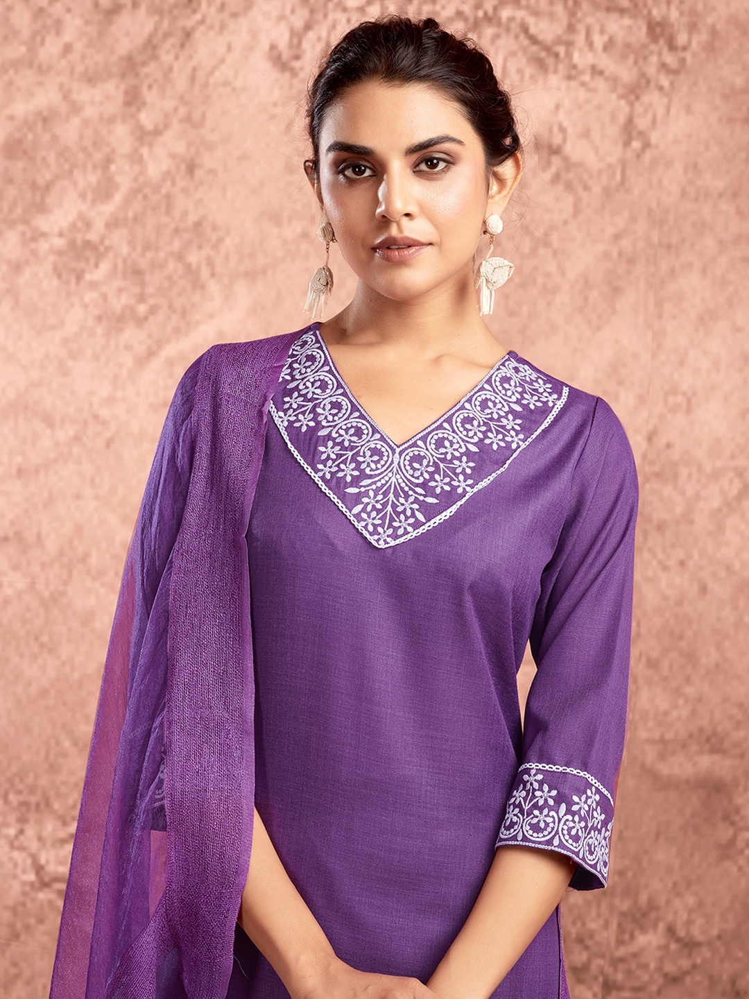 KALINI Ethnic Motifs Yoke Design Thread Work Straight Kurta With Trouser & Dupatta, Violet
KALINI Ethnic Motifs Yoke Design Thread Work Straight Kurta With Trouser & Dupatta, Violet