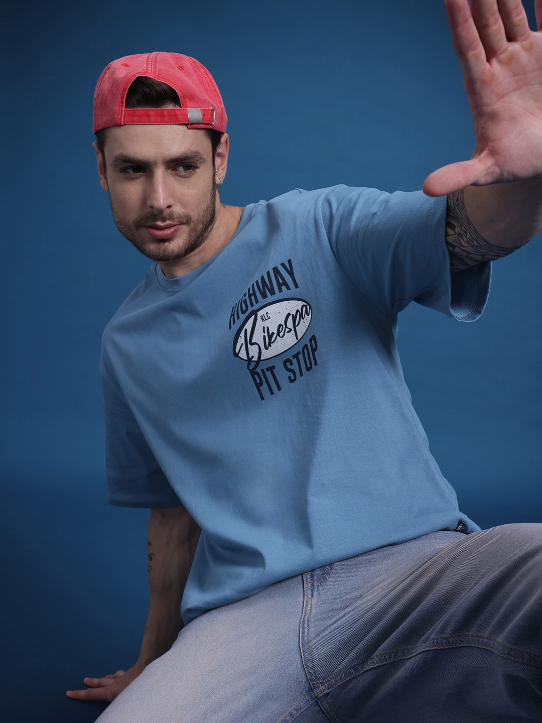 The Roadster Life Co. Typography Printed Drop-Shoulder Sleeves Pure Cotton T-shirt, Blue
The Roadster Life Co. Typography Printed Drop-Shoulder Sleeves Pure Cotton T-shirt, Blue