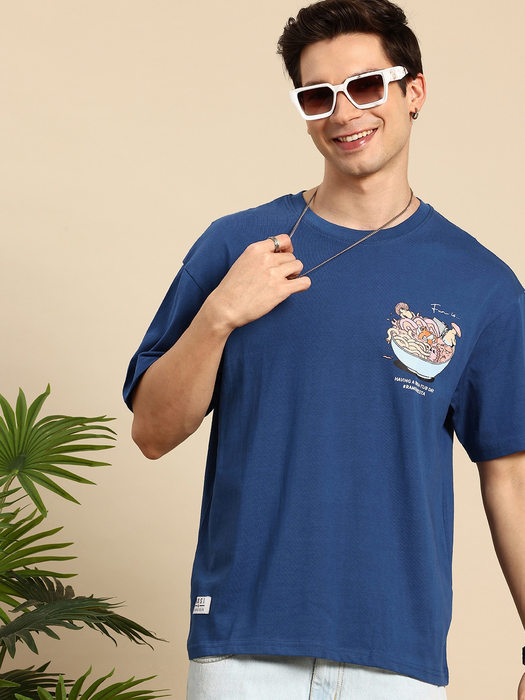 Mast & Harbour Graphic Printed Drop-Shoulder Sleeves Oversized Pure Cotton T-shirt, Navy blue
Mast & Harbour Graphic Printed Drop-Shoulder Sleeves Oversized Pure Cotton T-shirt, Navy blue