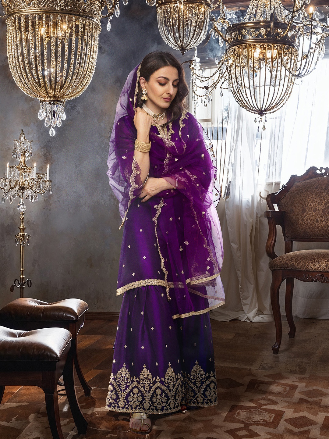 House of Pataudi Embroidered Sequinned Jashn Kurti With Sharara & With Dupatta, Purple
House of Pataudi Embroidered Sequinned Jashn Kurti With Sharara & With Dupatta, Purple