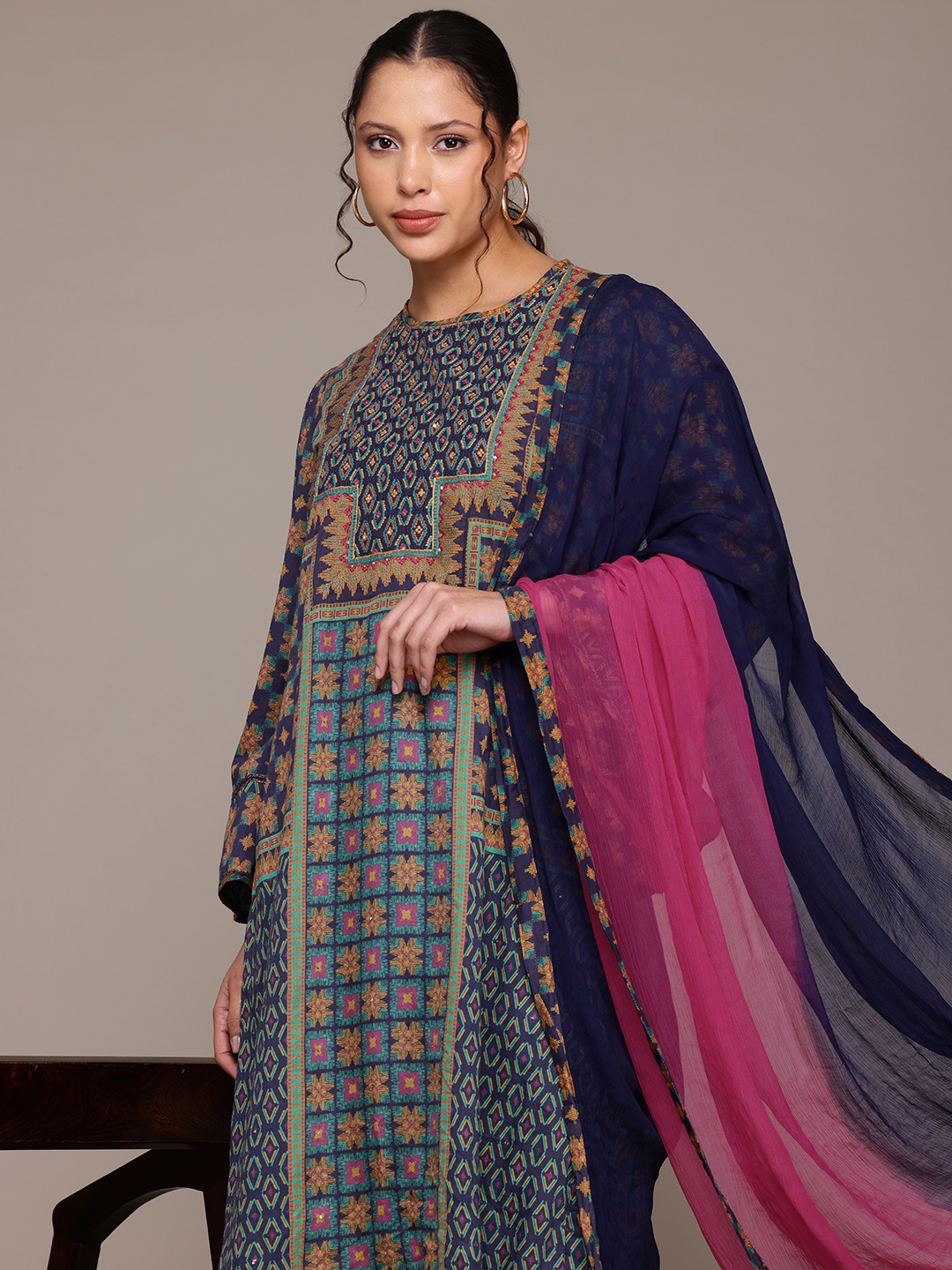 Ritu Kumar Women Ethnic Motifs Printed Pure Cotton Kurta with Trousers & Dupatta, Blue
Ritu Kumar Women Ethnic Motifs Printed Pure Cotton Kurta with Trousers & Dupatta, Blue