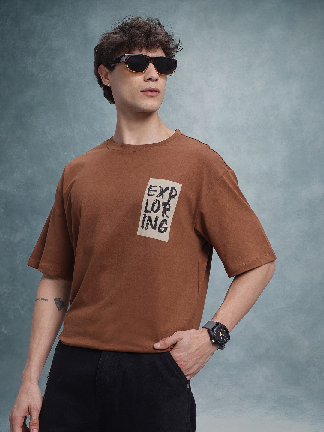The Roadster Life Co. Typography Print Drop-Shoulder Sleeves Pure Cotton T-shirt, Tan
The Roadster Life Co. Typography Print Drop-Shoulder Sleeves Pure Cotton T-shirt, Tan