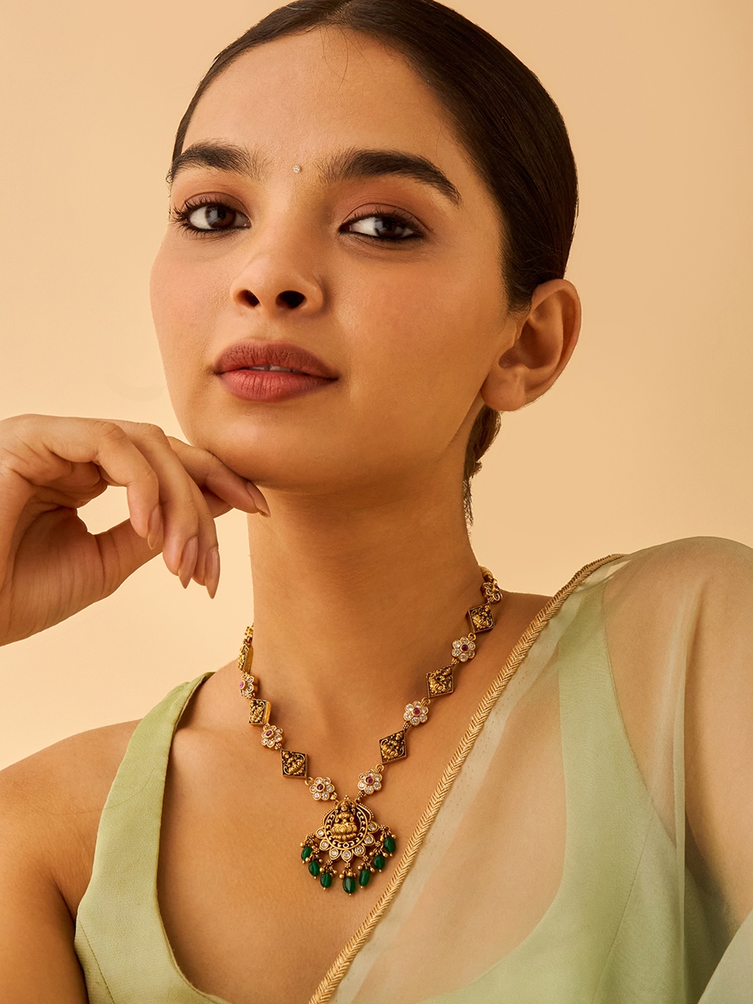 Kushal's Fashion Jewellery 92.5 Silver Gold-Plated CZ Studded lakshmi Goddess Necklace
Kushal's Fashion Jewellery 92.5 Silver Gold-Plated CZ Studded lakshmi Goddess Necklace