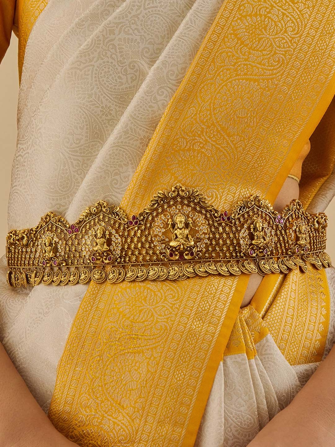 Kushal's Fashion Jewellery 92.5 Pure Silver Gold Plated Stones Studded Waist Chain
Kushal's Fashion Jewellery 92.5 Pure Silver Gold Plated Stones Studded Waist Chain