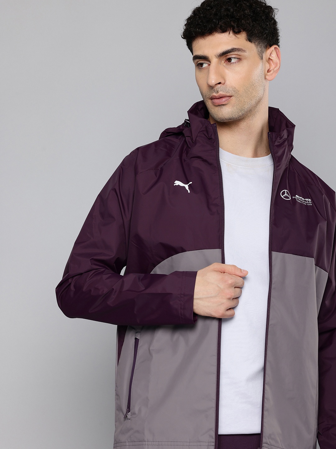 PUMA Motorsport MAPF1Core Colourblocked Water Resistant rainCELL Hooded Sporty Jacket, Burgundy
PUMA Motorsport MAPF1Core Colourblocked Water Resistant rainCELL Hooded Sporty Jacket, Burgundy