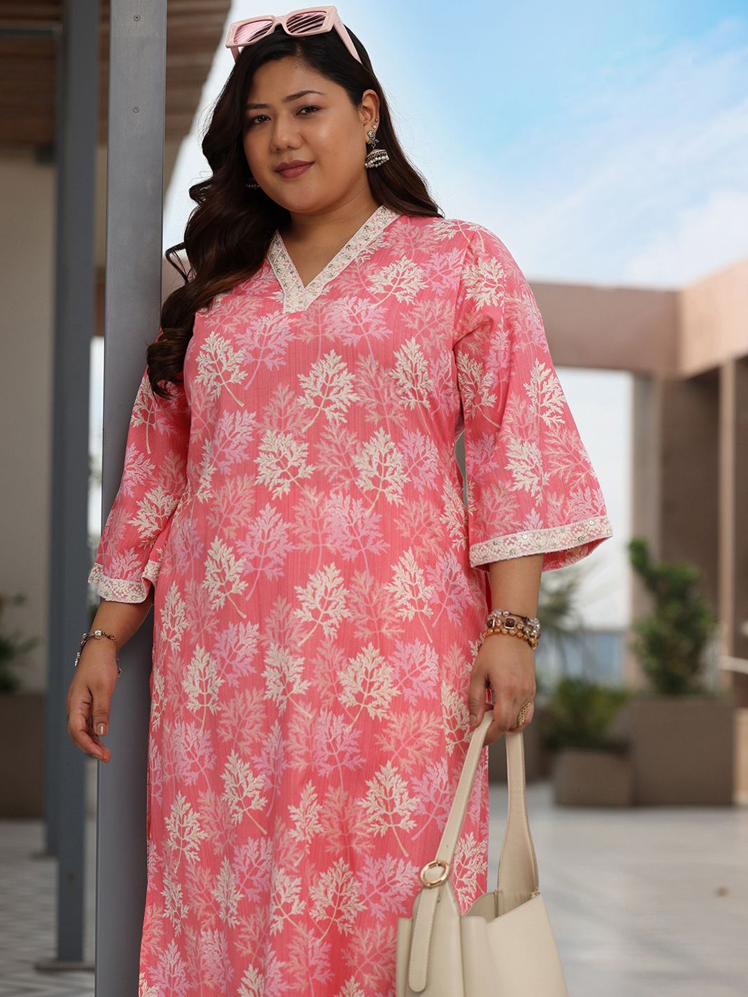 EXTRA LOVE BY LIBAS Plus Size Floral Printed V-Neck Sequinned Cotton Straight Kurta, Pink
EXTRA LOVE BY LIBAS Plus Size Floral Printed V-Neck Sequinned Cotton Straight Kurta, Pink