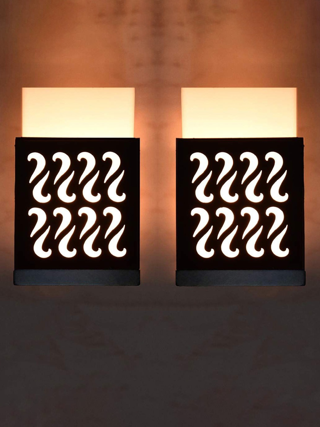Gojeeva Black & White 2 Pieces Textured Contemporary Wooden Rectangle Shaped Wall Lamp
Gojeeva Black & White 2 Pieces Textured Contemporary Wooden Rectangle Shaped Wall Lamp
