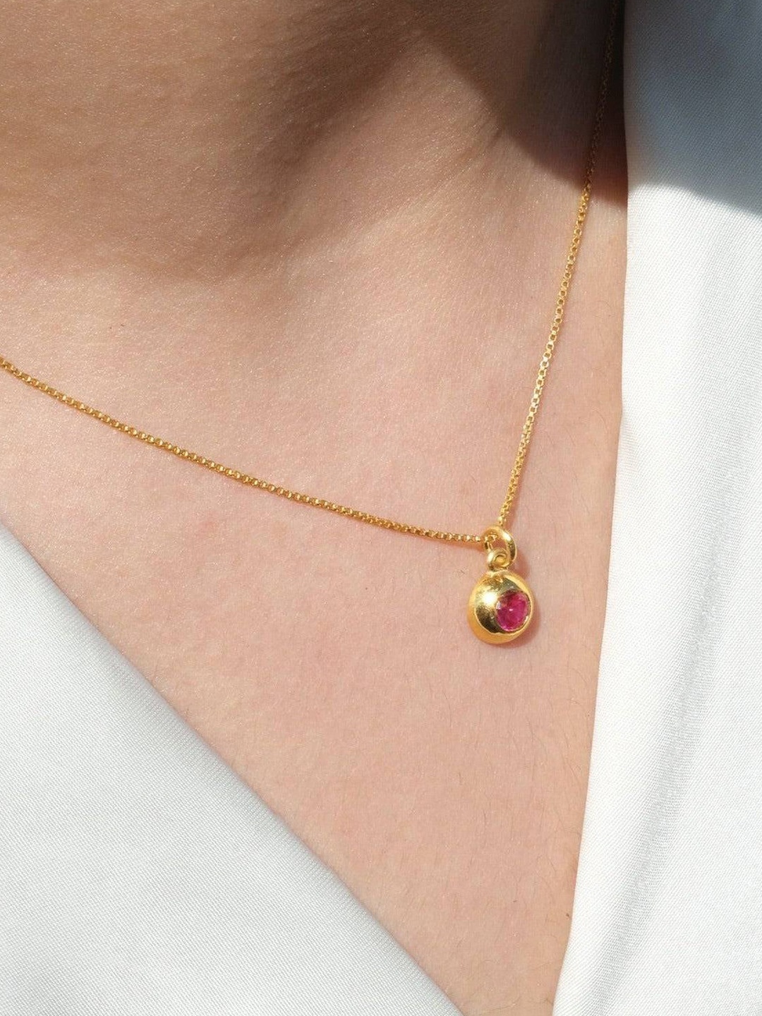 Anushka Jain Jewellery 925 Sterling Silver Gold-Plated CZ Studded July Birthstone Chain
Anushka Jain Jewellery 925 Sterling Silver Gold-Plated CZ Studded July Birthstone Chain