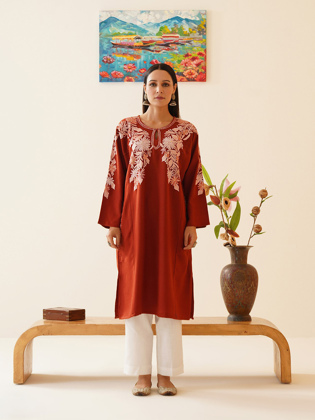 Kashmir Box Floral Aari Embroidered Cashmilon Winter Kashmiri Phiran, Red
Kashmir Box Floral Aari Embroidered Cashmilon Winter Kashmiri Phiran, Red