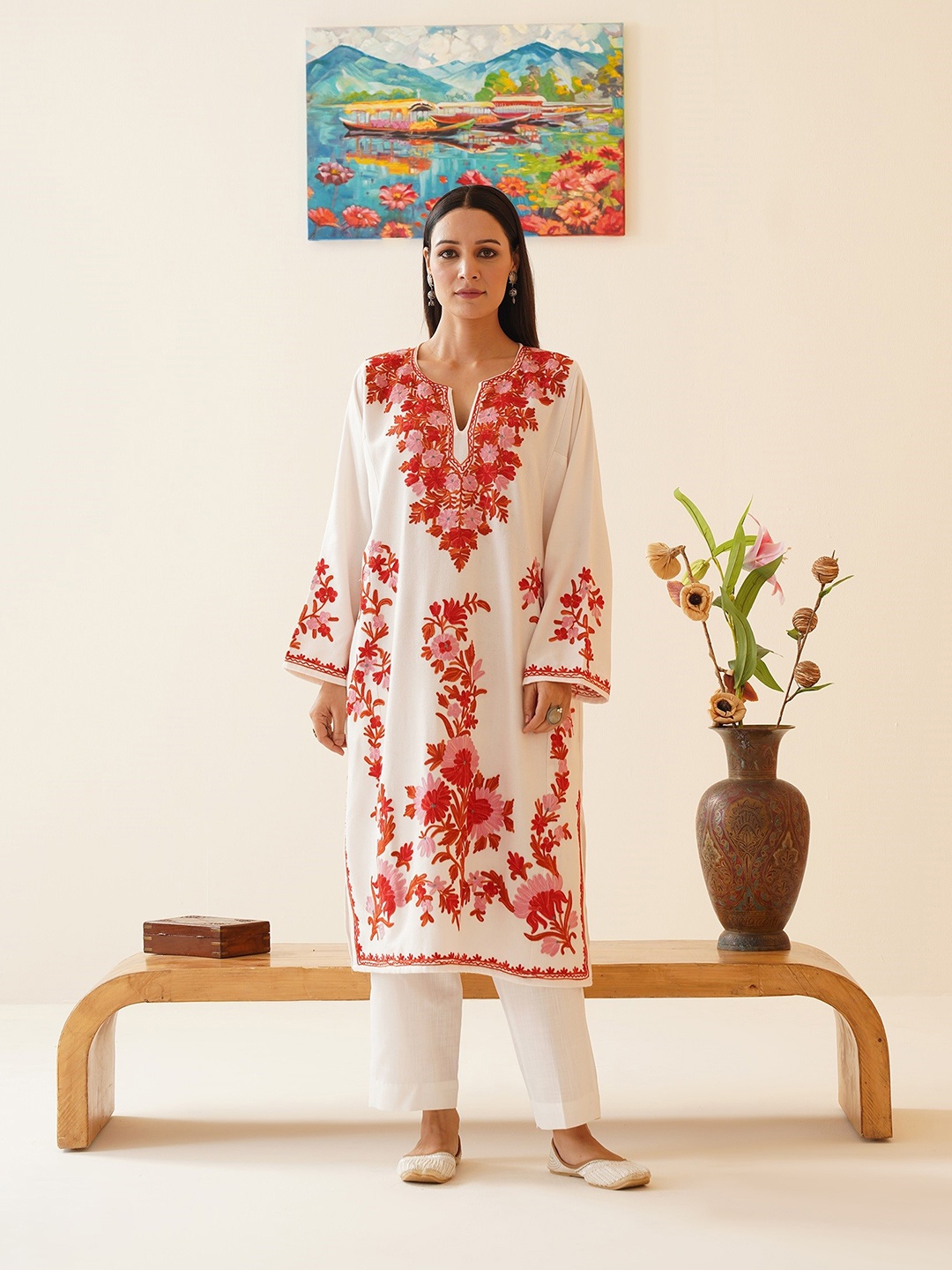 Kashmir Box Serene Bloom Aari Embroidered Cashmilon Winter Kashmiri Phiran, Off white
Kashmir Box Serene Bloom Aari Embroidered Cashmilon Winter Kashmiri Phiran, Off white
