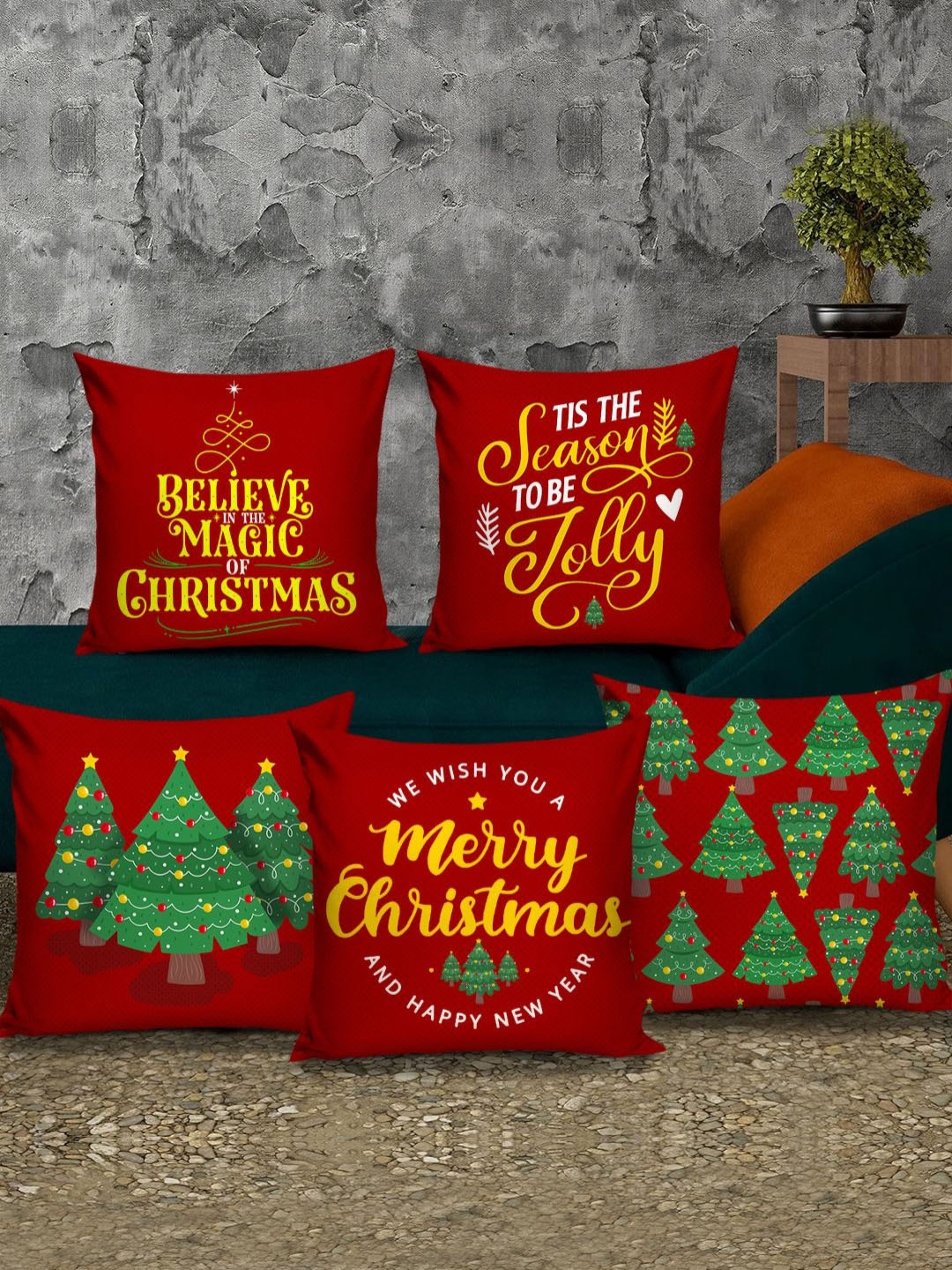 TIED RIBBONS Red & Green 5 Pieces Decorative Christmas Printed Square Cushion Covers
TIED RIBBONS Red & Green 5 Pieces Decorative Christmas Printed Square Cushion Covers