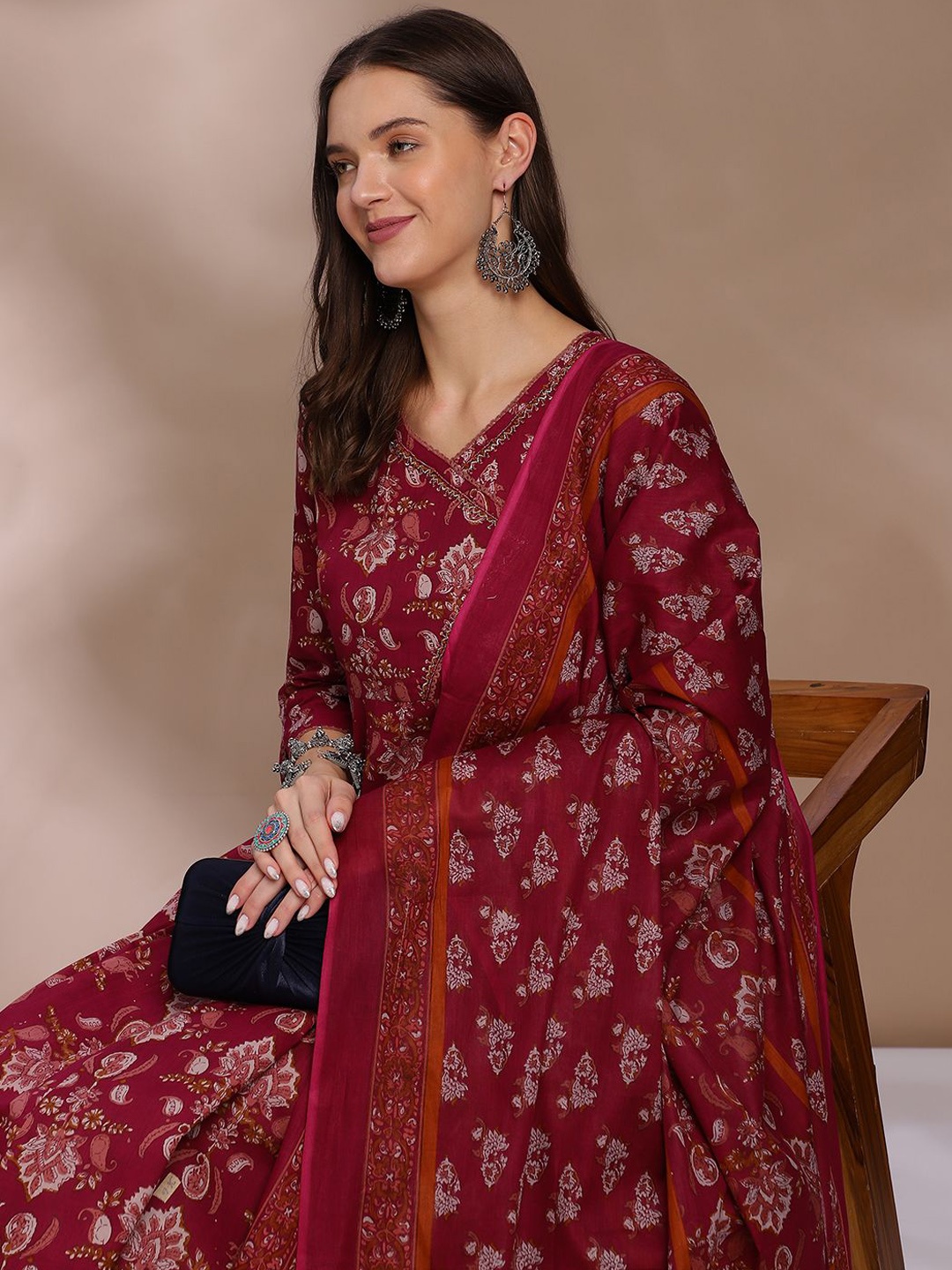 EthniFlair Women Floral Printed Angrakha Aari Work Pure Cotton Kurta with Trousers & With Dupatta, Maroon
EthniFlair Women Floral Printed Angrakha Aari Work Pure Cotton Kurta with Trousers & With Dupatta, Maroon