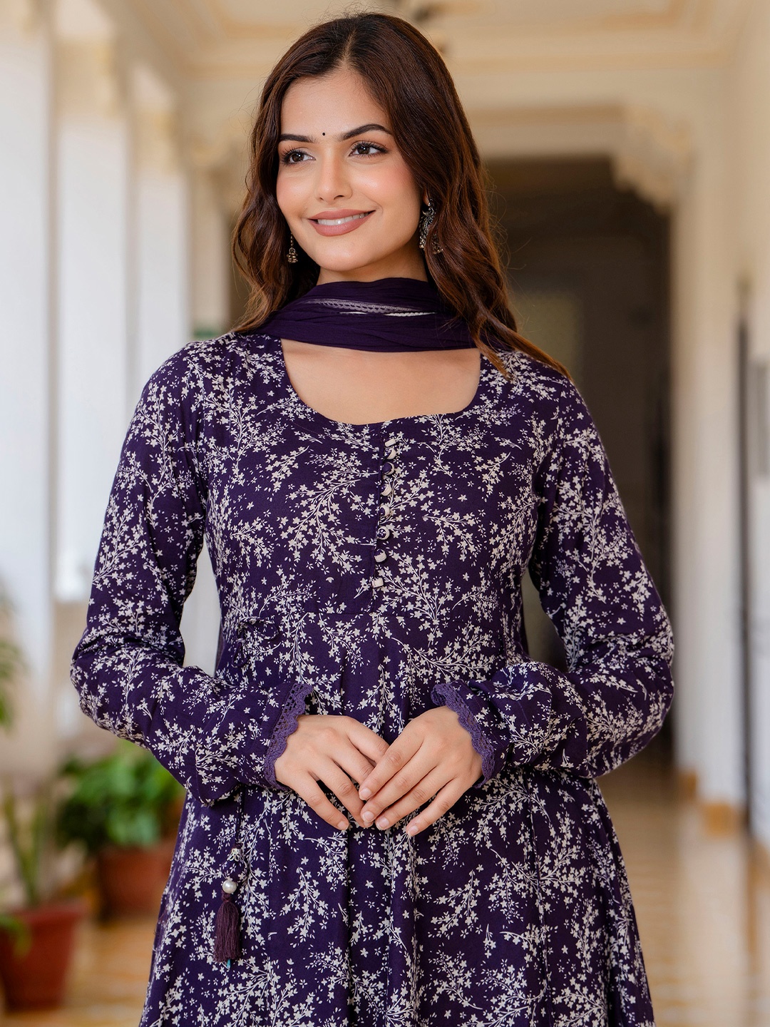 EthniFlair Women Floral Printed Empire Aari Work Pure Cotton Kurta with Trousers & With Dupatta, Purple
EthniFlair Women Floral Printed Empire Aari Work Pure Cotton Kurta with Trousers & With Dupatta, Purple