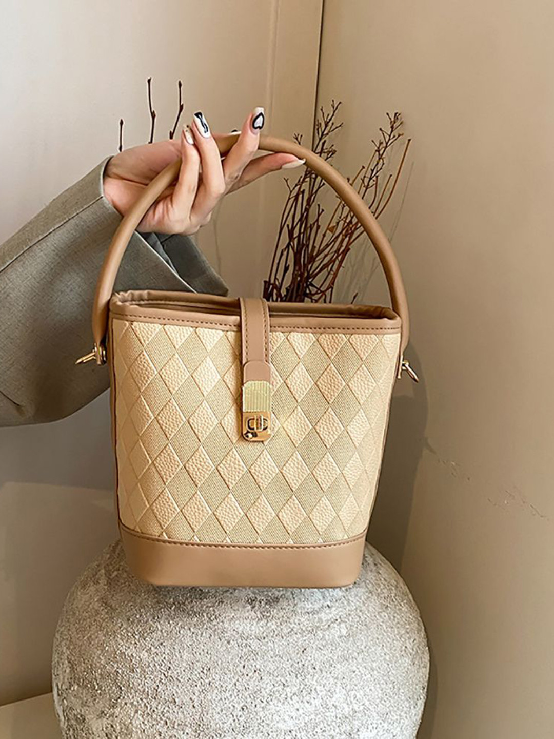 StyleCast x Revolte PU Bucket Sling Bag, Khaki
StyleCast x Revolte PU Bucket Sling Bag, Khaki