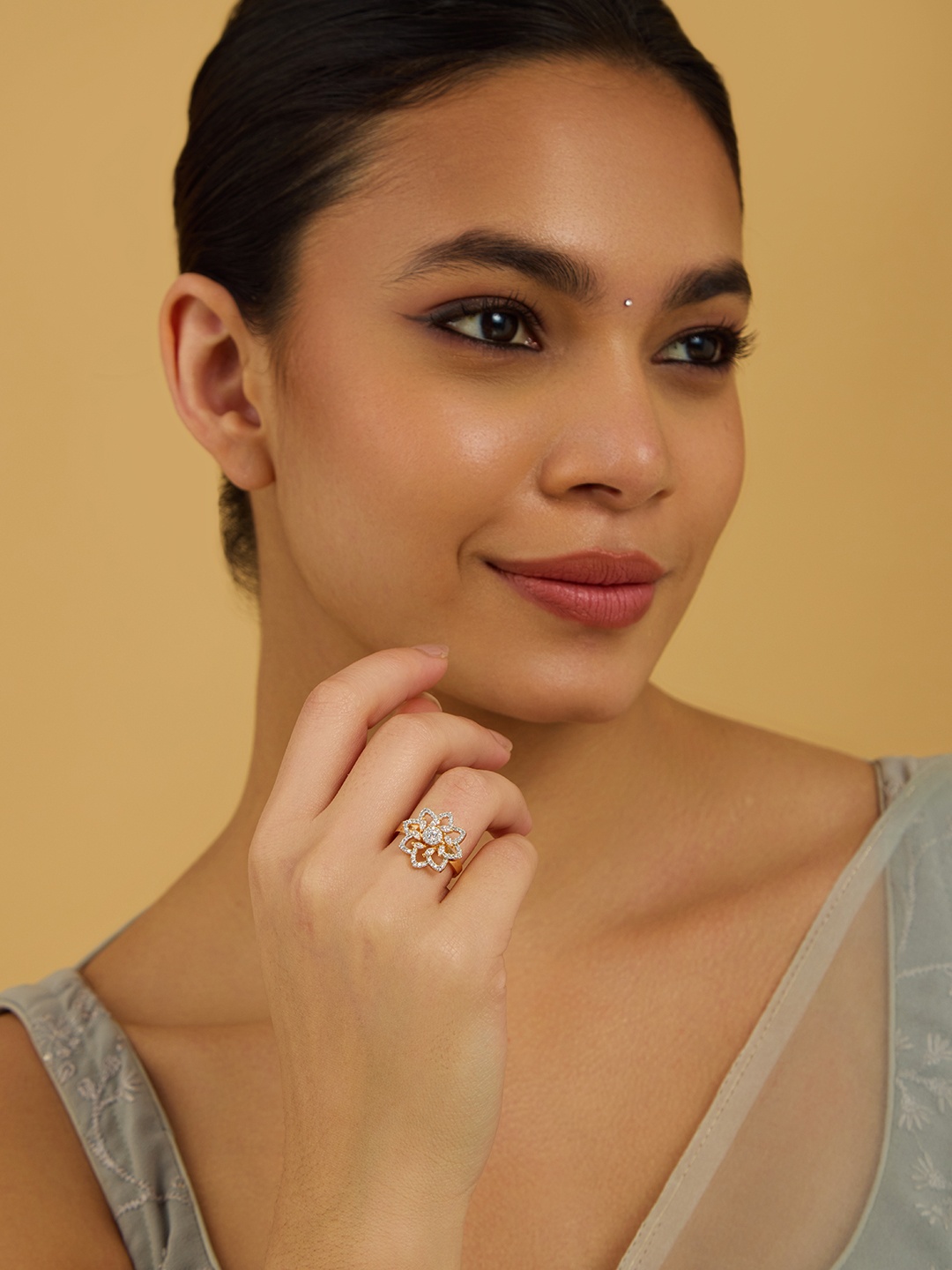 Kushal's Fashion Jewellery Rhodium Gold-Plated Cubic Zirconia Stone Studded Adjustable Finger Ring
Kushal's Fashion Jewellery Rhodium Gold-Plated Cubic Zirconia Stone Studded Adjustable Finger Ring